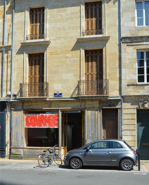 Rezdechaussée, Bordeaux, Exposition A côté de l'homme canon, Vue de courage, dessin, installation art contemporain, Emmanuel Aragon, 2016